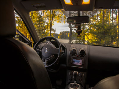 a picutre of the inside of the car